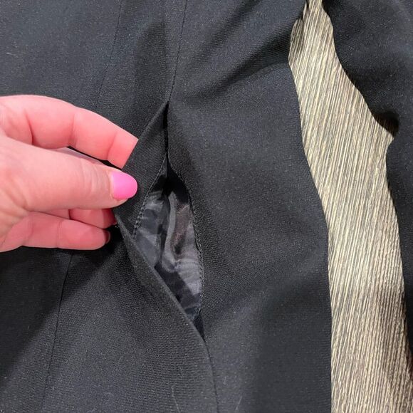 Emma James Liz Claiborne Button-Front Blazer Jacket Classic Fit Black Size 12 - Picture 3 of 7